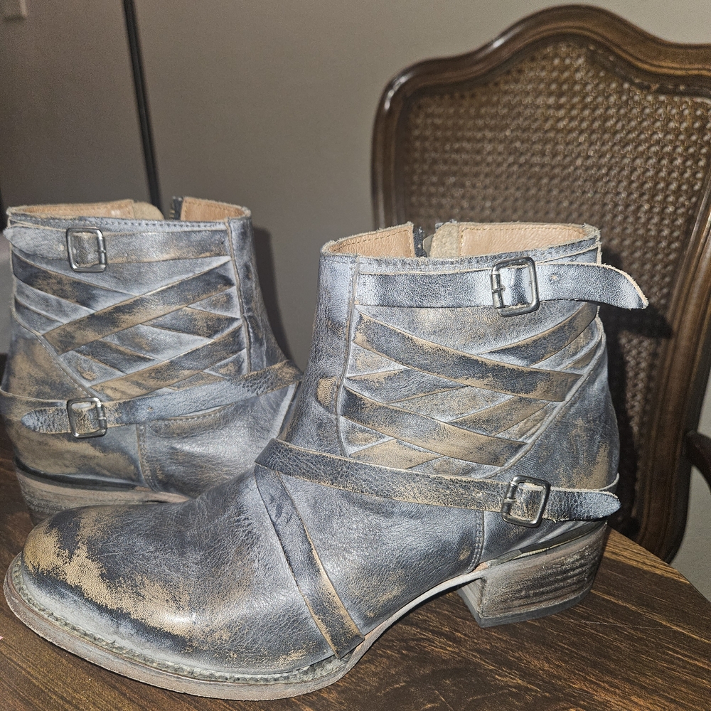 Freebird by Steven Sammi Distressed Gray Ankle Boots